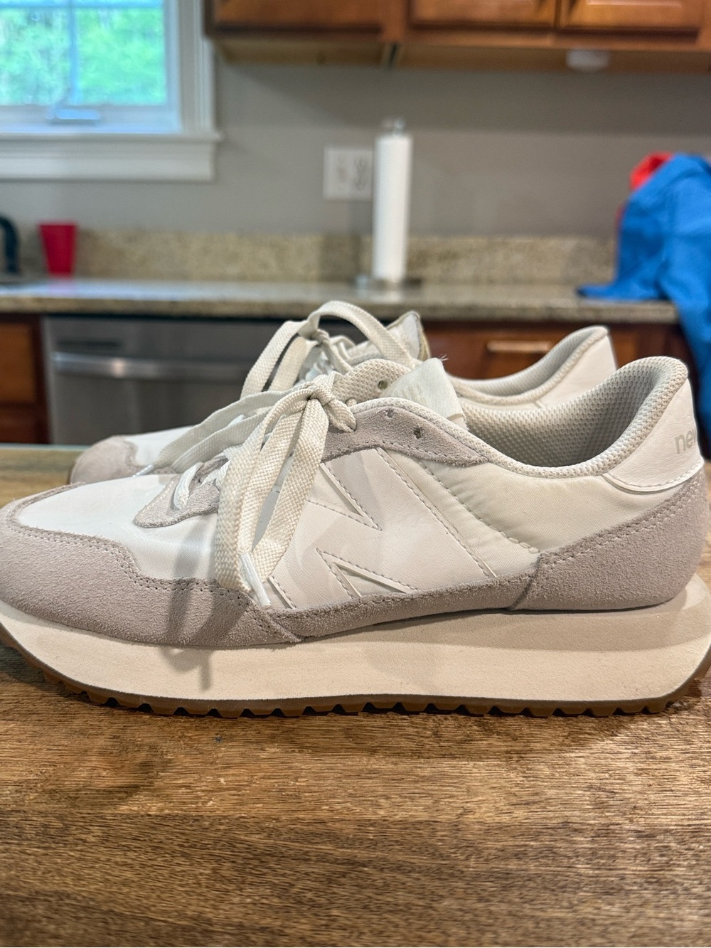 New Balance Women’s White and Light Gray Retro-Style Platform Sneakers